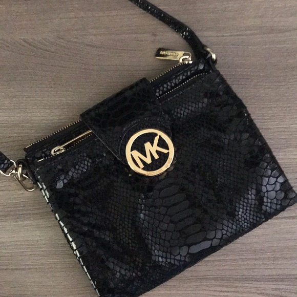 black and gold mk purse